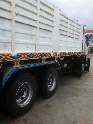 สิบล้อ อีซูซุ FVZ 300 ปี57-2เพา (แม่เดียว) สภาพนางฟ้าสวยกริบบางเดิมทั้งคันใช้งานน้อย วิ่ง 100&times;&times;&times;กม เอกสารชุดโอนครบ