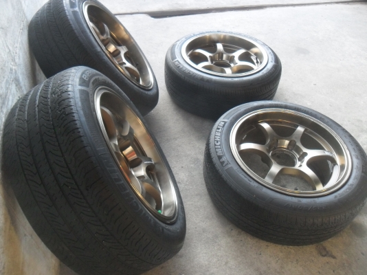 ล้อแม็ก 17นิ้ว 6รู RGD หน้า8 หลัง9 พร้อมยาง สวยๆ 4 ล้อ ลดราคาเหลือ 8500 บาท