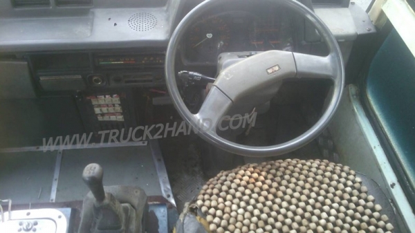 รถบัส ยี่ห้อ MITSUBISHI CANTER 24 ที่นั่ง เครื่อง 4D3  110Hp