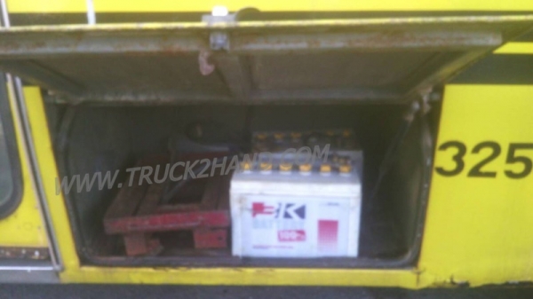 รถบัส ยี่ห้อ MITSUBISHI CANTER 24 ที่นั่ง เครื่อง 4D3  110Hp