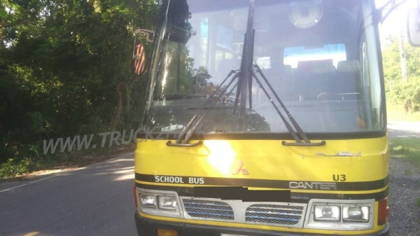 รถบัส ยี่ห้อ MITSUBISHI CANTER 24 ที่นั่ง เครื่อง 4D3  110Hp