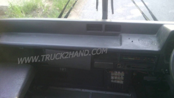 รถบัส ยี่ห้อ MITSUBISHI CANTER 24 ที่นั่ง เครื่อง 4D3  110Hp