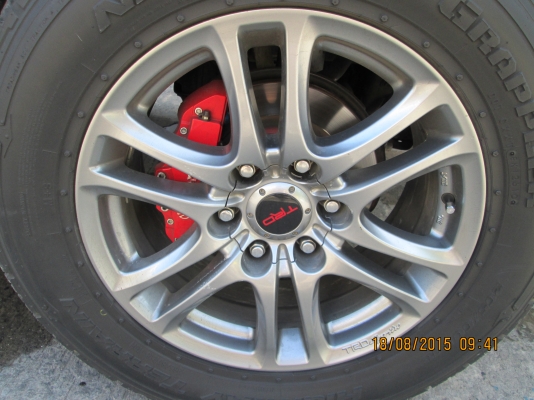 ขายล้อแม็กขอบ18TRDพร้อมยางNITTO