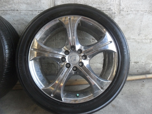 ล้อแม็ก 17นิ้ว 4รู100/114 พร้อมยาง สวยๆ 4 ล้อ ลดราคาเหลือ 4900 บาท