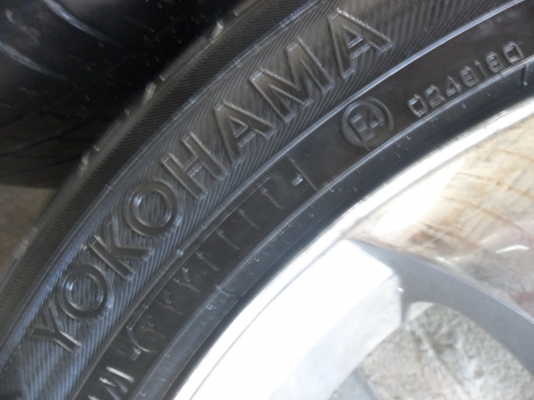 ล้อแม็ก 17นิ้ว 4รู100/114 พร้อมยาง สวยๆ 4 ล้อ ลดราคาเหลือ 4900 บาท