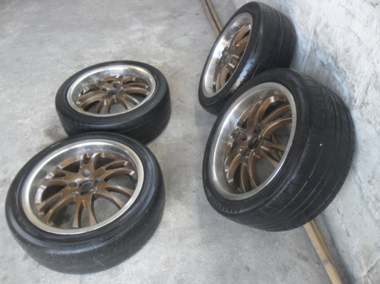 ล้อแม็ก 17นิ้ว 4รู100 พร้อมยาง สวยๆ 4 ล้อ ลดราคาเหลือ 4900 บาท