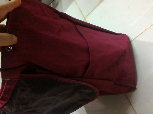 กระเป๋าแบบใส่ของติดกับรถจักรยานด้านข้าง หรือใส่กับเก้าอี้ด้านหลังพนักพิง