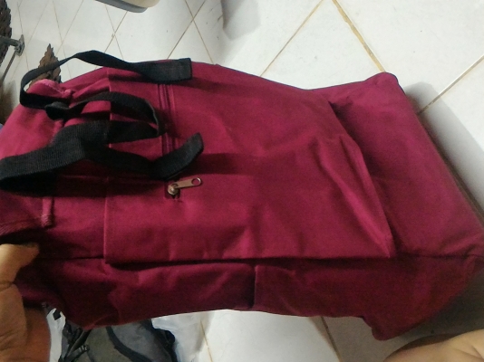 กระเป๋าแบบใส่ของติดกับรถจักรยานด้านข้าง หรือใส่กับเก้าอี้ด้านหลังพนักพิง