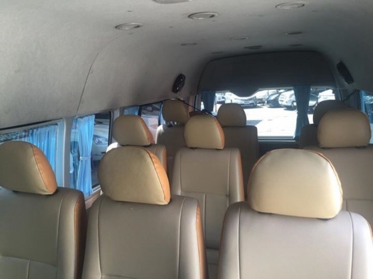 ใช้เงิน80000ออกรถได้เลยคร้าโทร0877758887 นางเบสท์รถตู้ท่าพระ