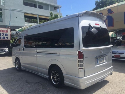 ใช้เงิน80000ออกรถได้เลยคร้าโทร0877758887 นางเบสท์รถตู้ท่าพระ