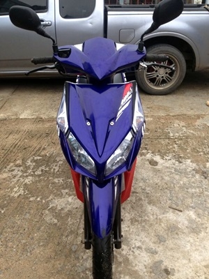 คลิกไอ 110 ตัวไมล์ขาว คลิกไอ 110 ตัวไมล์ขาว