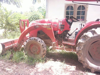 ขาย L4708 Kubota รถบ้านใช้งานน้อย 380000 ขาย L4708 Kubota รถบ้านใช้งานน้อย 380000