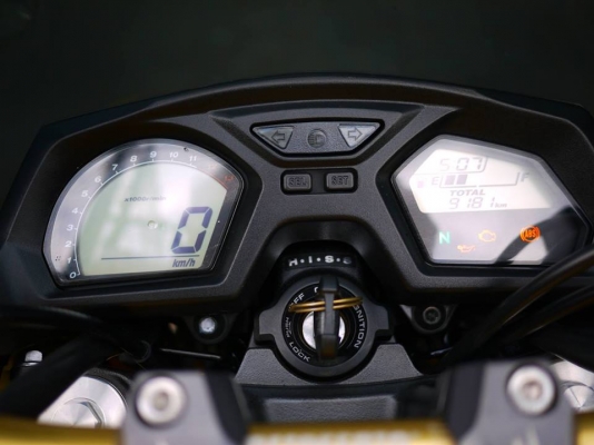 ขาย Honda CB650F รถศูนย์พร้อมทะเบียนแท้ สภาพใหม่กริ๊ป ไม่ล้ม ไม่ชน ไม่แปะ สีเดิมทั้งคัน