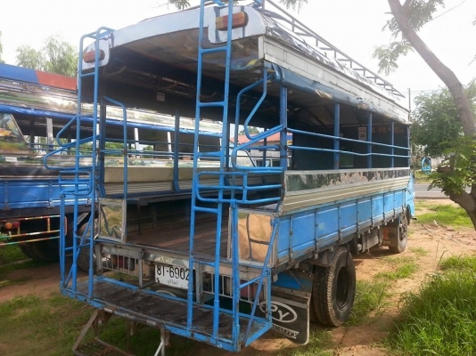 ขายหลังคาโดยสาร ยกลงจากISUZU TL100แรง สภาพพร้อมใช้งาน สนใจโทร 090-8588220คุณนะ 093-3258446คุณบิว ID:narong498 หรือเข้าดูสินค้าอื่นๆได้ที่ www.truck.in.th/498 หรือเพจFacebook ณรงค์ ซื้อขายรถมือสอง (เว็บไซต์ส่วนตัว) หรือFacebook ตลาดรถมือสอง คุณนะ