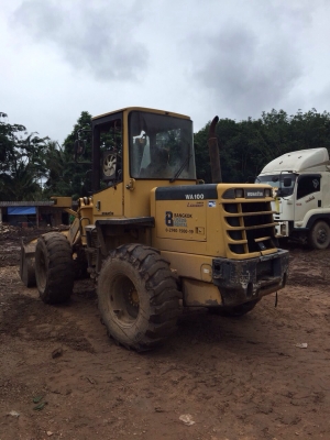ขายรถตักKOMATSU รุ่น wa 100-3 พร้อมใช้งาน มีเอกสารพร้อม 950,000 ทวีเดช 081-970-1769