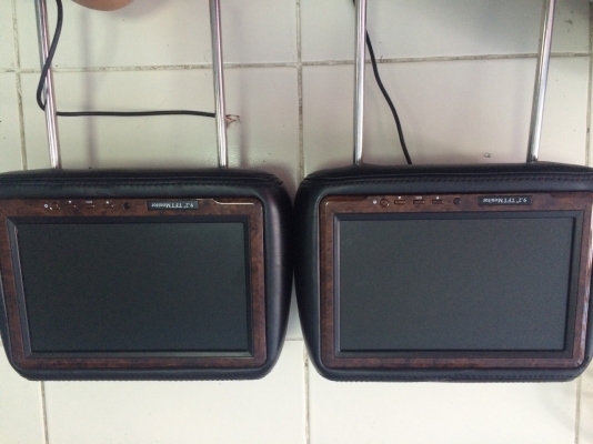 จอหมอน 9.2 นิ้ว 1คู่ สีดำหนังแท้ ภาพคมชัด มือ2 ญี่ปุ่น