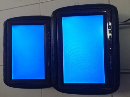 จอหมอน 9.2 นิ้ว 1คู่ สีดำหนังแท้ ภาพคมชัด มือ2 ญี่ปุ่น