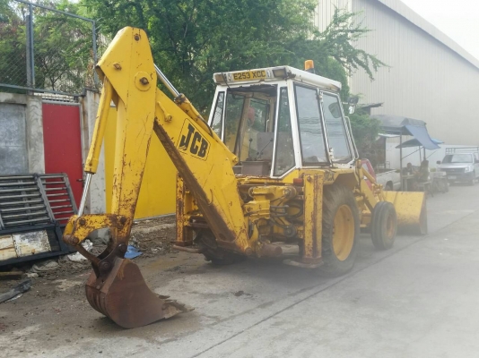 คันนี้เอาออกมาเตรียมรอขึ้นรถลูกค้าพระราม 2 ครับ ท่านใดสนใจ รถหน้าตักหลังขุด JCB พร้อมใช้งาน เก่าญี่ปุ่น มาหาเราครับ คันนี้เอาออกมาเตรียมรอขึ้นรถลูกค้าพระราม 2 ครับ ท่านใดสนใจ รถหน้าตักหลังขุด JCB พร้อมใช้งาน เก่าญี่ปุ่น มาหาเราครับ