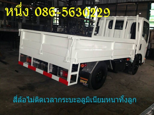 รถบรรทุก NLR 130  สีล้อรถไม่ติดเวลา รถใหม่