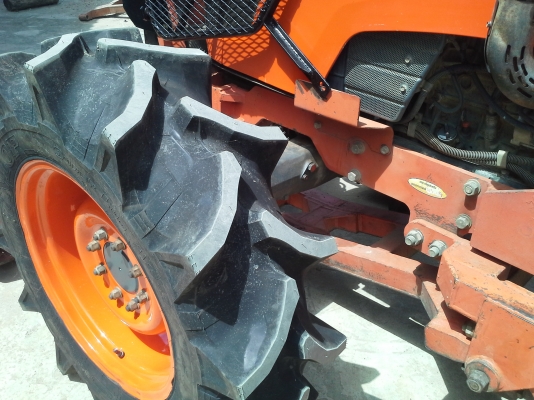 ขาย แทรกเตอร์ KUBOTA M9540 ถูกๆ สวยๆ ยางหน้า-หลังใหม่หมด ชั่วโมงน้อนๆคับ