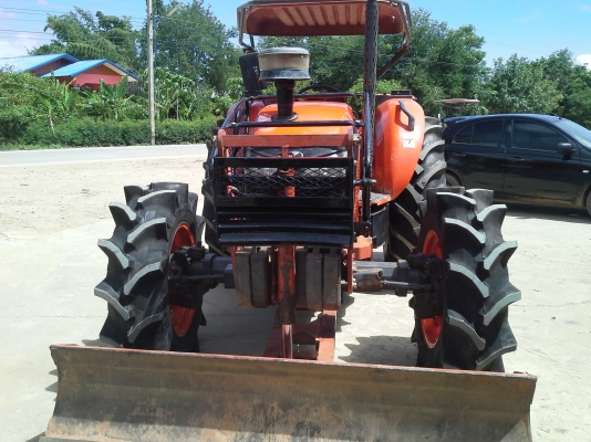 ขาย แทรกเตอร์ KUBOTA M9540 ถูกๆ สวยๆ ยางหน้า-หลังใหม่หมด ชั่วโมงน้อนๆคับ