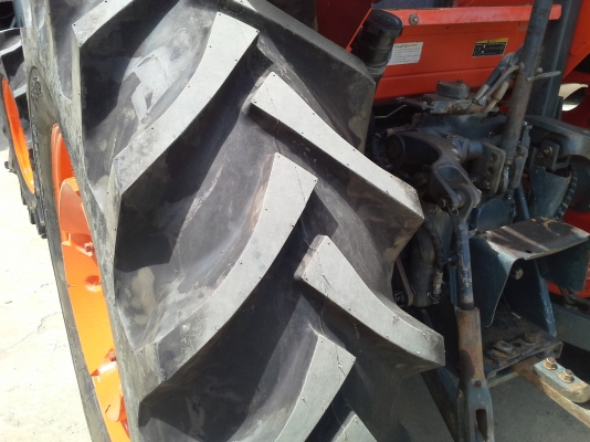 ขาย แทรกเตอร์ KUBOTA M9540 ถูกๆ สวยๆ ยางหน้า-หลังใหม่หมด ชั่วโมงน้อนๆคับ