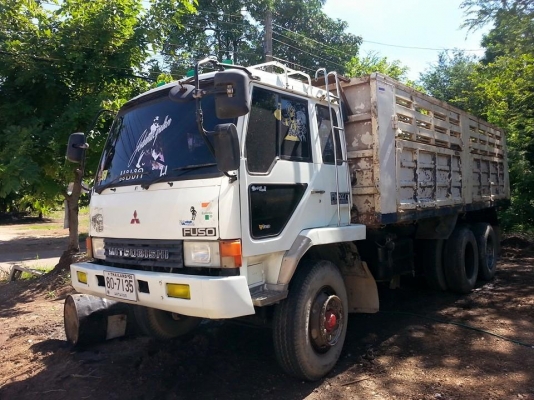 ขายดั้ม2เพลา MITSUBISHI FN527M-TF33&times;&times; เครื่อง220เทอร์โบ โลฮาย10สปีด แอร์เย็น สภาพพร้อมใช้งาน เอกสารพร้อมโอน สนใจโทร 090-8588220คุณนะ 093-3258446คุณบิว ID:narong498 หรือเข้าดูสินค้าอื่นๆได้ที่ www.truck.in.th/498 หรือเพจFacebook ณรงค์ ซื้อขายรถ