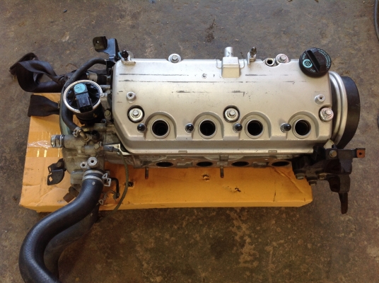 ฝาสูบฮอนด้า Civicไดเมนชั่น ฝานอก ครบชุด สภาพใหม่