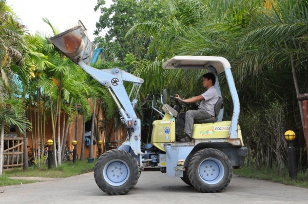 ขายรถตักเอวอ่อนFURUKAWA ดีเซล สูง3เมตร สวยเดิมจากญี่ปุ่น ยังไม่เคยใช้ในไทย 359,000เท่านั้น!!