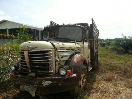 ต้องการขายรถหกล้อดั้ม195ฮีโน่สวยๆ