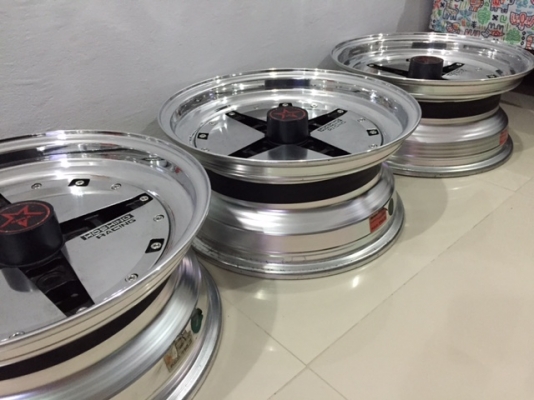 ขาย-ล้อ Impul Hoshino Racing 16" 4 รู 114.3 offset ลึก 3 ชิ้นแท้ สภาพสวย หายากครับ