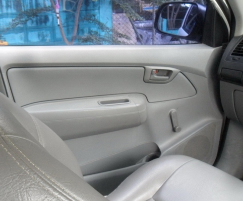 TOYOTA วีโก้สภาพดีพร้อมใช้