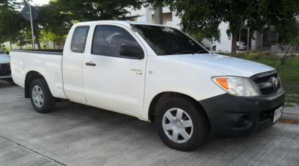 TOYOTA วีโก้สภาพดีพร้อมใช้