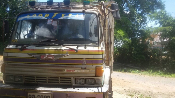 ขาย HINO F18 สองเพลาดั๊ม รถเดิมๆ