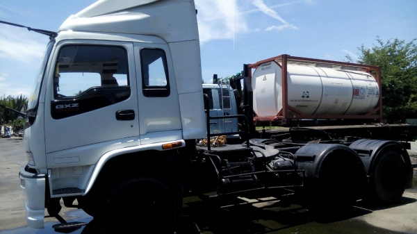 ขายรถ10หัวลาก270แรงพร้อมใช้งาน