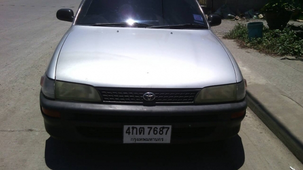 ขายด่วน TOYOTA COROLLA 1.3 เกียร์ออโต้ ติดแก๊ส