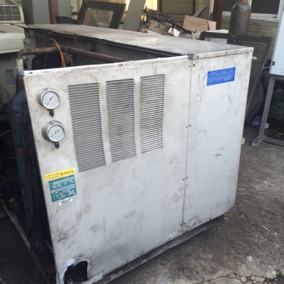 ขายเครื่องผลิตน้ำแข็งขนาด 2500 กิโล ขายเครื่องผลิตน้ำแข็งขนาด 2500 กิโล