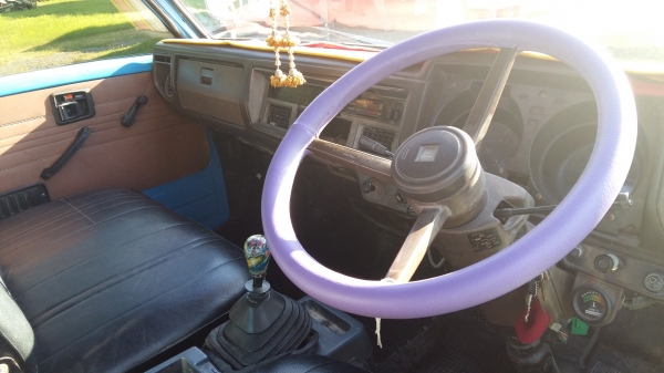 ขาย6ล้อโดยสาร เครื่อง4BDฝาขาว 110 แรง แอร์เย็น พวงมาลัยเพาเวอร์ สภาพสวย พร้อมใช้ ขาย6ล้อโดยสาร เครื่อง4BDฝาขาว 110 แรง แอร์เย็น พวงมาลัยเพาเวอร์ สภาพสวย พร้อมใช้