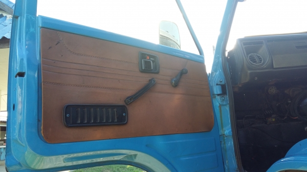 ขาย6ล้อโดยสาร เครื่อง4BDฝาขาว 110 แรง แอร์เย็น พวงมาลัยเพาเวอร์ สภาพสวย พร้อมใช้ ขาย6ล้อโดยสาร เครื่อง4BDฝาขาว 110 แรง แอร์เย็น พวงมาลัยเพาเวอร์ สภาพสวย พร้อมใช้