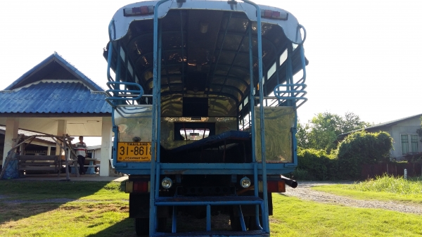 ขาย6ล้อโดยสาร เครื่อง4BDฝาขาว 110 แรง แอร์เย็น พวงมาลัยเพาเวอร์ สภาพสวย พร้อมใช้ ขาย6ล้อโดยสาร เครื่อง4BDฝาขาว 110 แรง แอร์เย็น พวงมาลัยเพาเวอร์ สภาพสวย พร้อมใช้