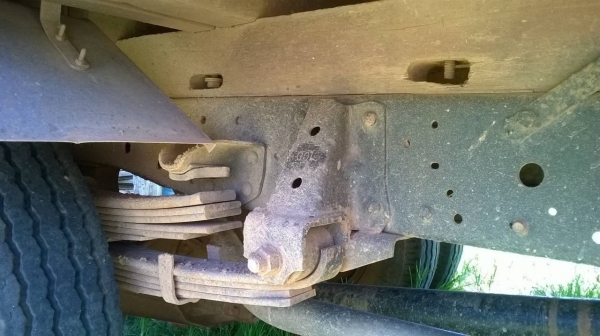 ขาย 6 ล้อ ISUZU NKR ปี 46 เครื่อง 4HG1 130 แรงม้า คัสซีสวยตลอดเส้น พวงมาลัยพาวเวอร์ เครื่องเสียงครบ ทะเบียนพร้อมโอนครับ