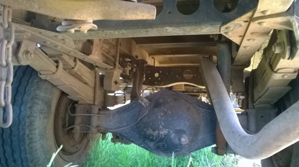 ขาย 6 ล้อ ISUZU NKR ปี 46 เครื่อง 4HG1 130 แรงม้า คัสซีสวยตลอดเส้น พวงมาลัยพาวเวอร์ เครื่องเสียงครบ ทะเบียนพร้อมโอนครับ