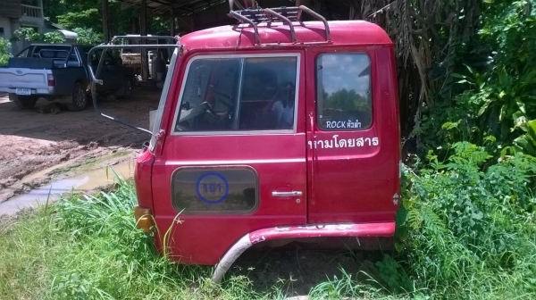 ขายหัวเก๋ง HINO F18 เก็บสีหน่อยสวยเลย อุปกรณ์ครบครับ