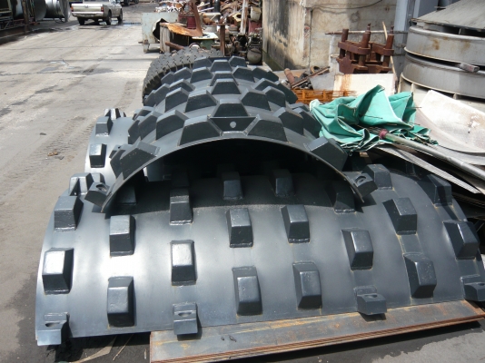 เปลือกหนามรถบด ราคา 80000 บาท เปลือกหนามรถบด ราคา 80000 บาท