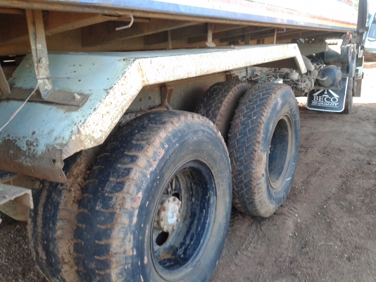 ขายFM3H HO7D195แรงม้า สองเพลาดั๊ม รถบ้านเดิมๆ