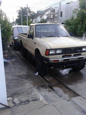 ขายdatsun720 สวย4x4 ขายdatsun720 สวย4x4