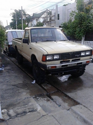 ขายdatsun720 สวย4x4 ขายdatsun720 สวย4x4