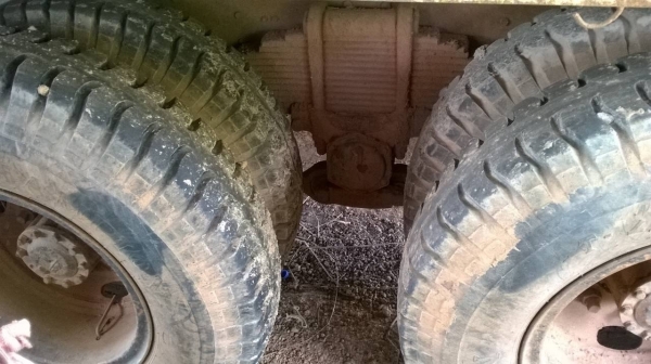 ขาย 10 ล้อดั้ม 2 เพลา HINO FM1M เครื่องเดิม EM100 220 แรงม้า คัสซีสวยตลอดเส้น ช่วงล่างแน่น เกียร์เดิม สโลว์เดิม ทะเบียนพร้อมโอนครับ ราคาต่อรองได้