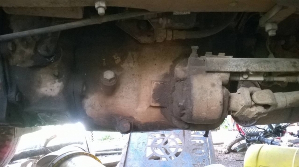 ขาย 10 ล้อดั้ม 2 เพลา HINO FM1M เครื่องเดิม EM100 220 แรงม้า คัสซีสวยตลอดเส้น ช่วงล่างแน่น เกียร์เดิม สโลว์เดิม ทะเบียนพร้อมโอนครับ ราคาต่อรองได้