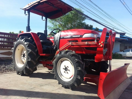 ยันร์ม่า EF494T 4 WD ใบมีดดันหน้า ผาน